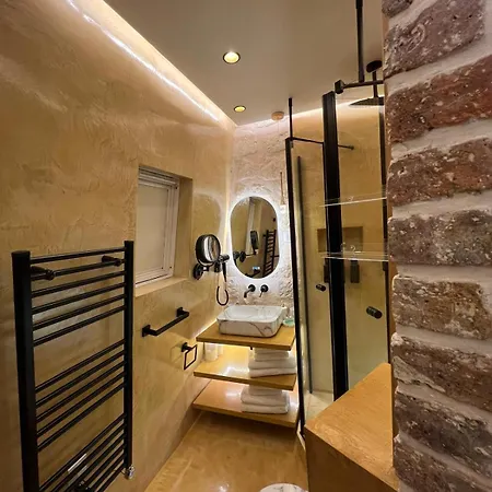 Apartment Standing 3 Pieces *