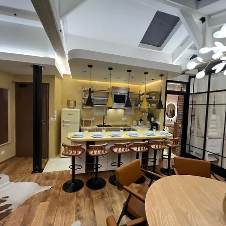 Standing 3 Pieces * Paris