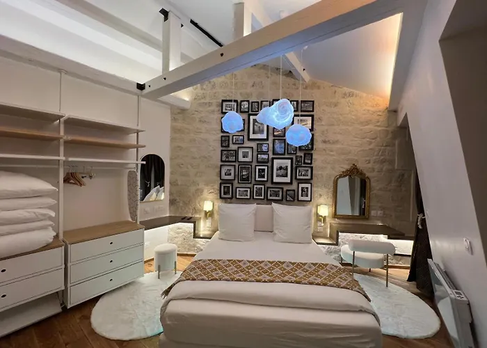 Apartment Standing 3 Pieces *