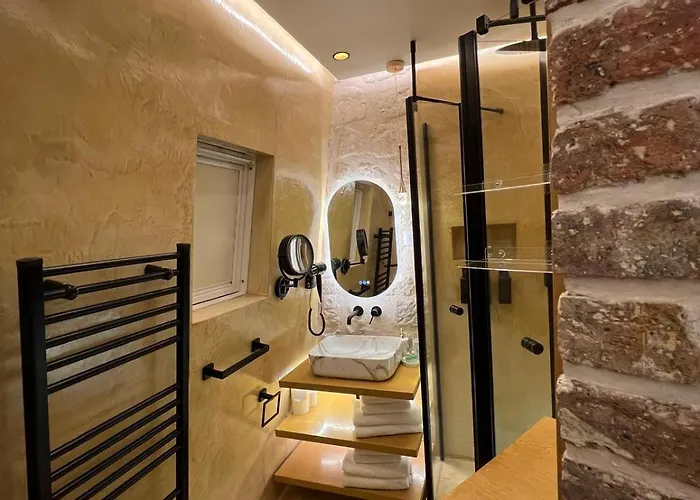 Apartment Standing 3 Pieces *